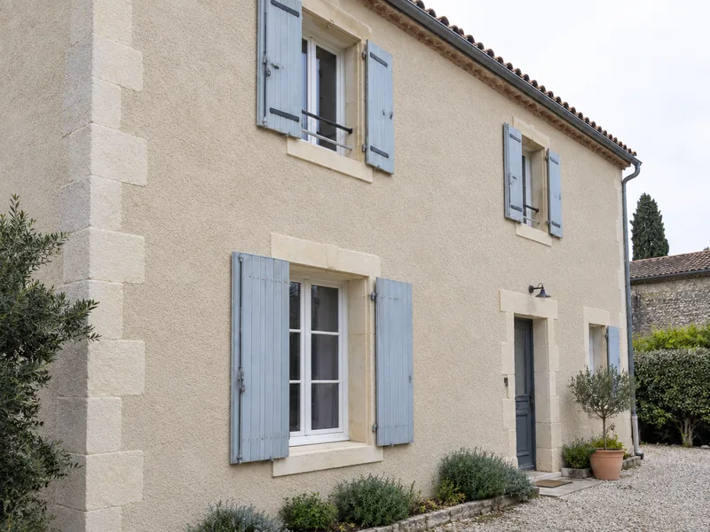 Application d’enduits de façade — Après