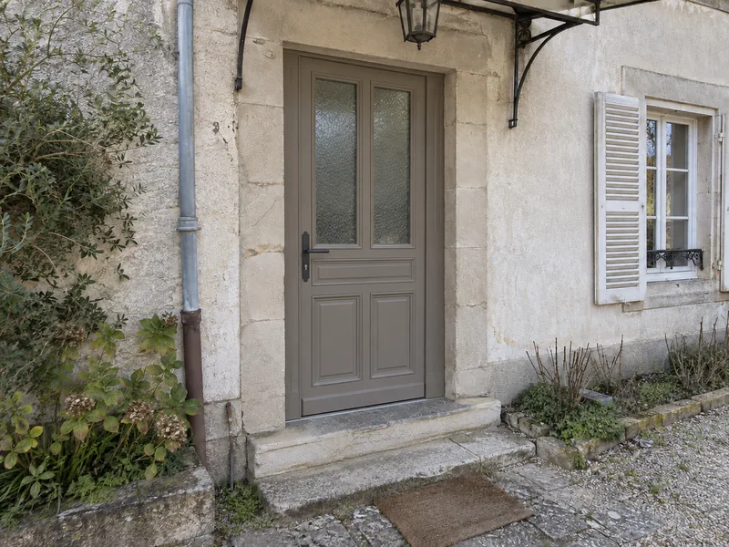 Pose de portes d’entrée — Après